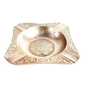 Cendrier orné en bronze doré, inutilisé, fait à la main, entièrement gravé, détails vintage, laiton massif, motif floral gravé, décoration d'intérieur - Product Image 1