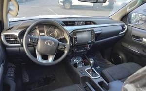 Toyota Hilux Revo Doble Cabina 2.4L Turbo Diésel Limited 2023 Usada de Alto Rendimiento, Lista para Enviar - Product Image 2
