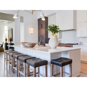 Gabinetes <span class=keywords><strong>de</strong></span> Cocina Modernos <span class=keywords><strong>de</strong></span> Diseño Personalizado en Roble Blanco Mate Orgánico con Acabado Cálido - Product Image 1