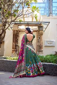 Último Diseño de Lehenga Choli de Seda Tasar con Estampado Kalamkari y Trabajo de Lámina, Compra en Línea en India, Exportador de Moda Femenina - Product Image 3