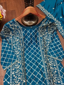 Vestido bohemio de verano informal bordado con cuello redondo de estilo lindo, lavable, trabajo secuenciado hasta la rodilla, patrón de estampado largo tejido para - Product Image 6