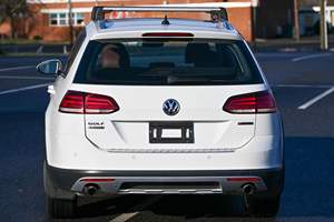 Volkswagen Golf Alltrack SEL 2019, Gasolina, Bajo Kilometraje - Product Image 2