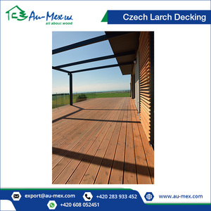 Le bois solide de conception moderne de Decking en bois de mélèze tchèque embarque la surface de 24x136mm Reeded - Product Image 2