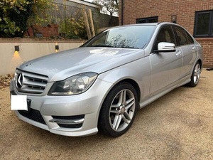 MERCEDES-BENZ Clase C USADO con Volante a la Izquierda/Derecha - Product Image 5