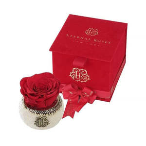 Red Velvet Preserved Christmas Gift Box Square Scarlet Holiday Ornament - Product Image 1