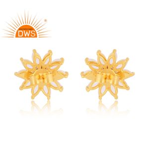 Meilleure qualité en argent sterling plaqué or 18 carats cz et arc-en-ciel pierre de lune pierre gemme florale boucle d'oreille demi fabricant de bijoux fins - Product Image 4