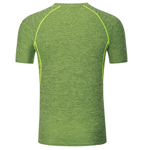 Vente de gros T-shirts à manches courtes imprimés à col rond et coupe ajustée pour hommes pour le fitness et la course à pied - Product Image 2