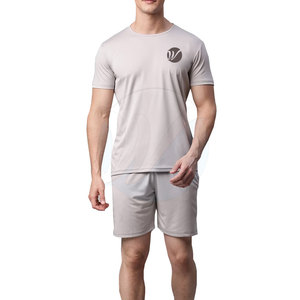 Ensemble de shorts respirants pour hommes personnalisés avec logo imprimé fabriqué au Pakistan pour la vente en ligne d'été - Product Image 1