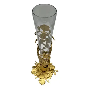 Vase à fleurs en fer artisanal haut de gamme, écologique, style luxueux, design artistique contemporain côtier, décoration de table pour la maison Zahid - Product Image 3