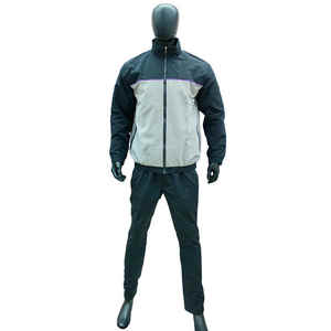 Ensemble de survêtements personnalisés de haute qualité combinaison coupe-vent d'entraînement pour hommes vente en gros de survêtement utilitaire combinaison imperméable pour hommes - Product Image 6