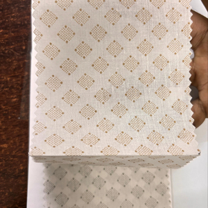 Tissu en coton peigné imprimé Dobby de qualité d'exportation pour Kurta unisexe tissé uni pour robe chemise d'extérieur pour garçons filles - Product Image 1