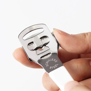Râpe à pied Lime à pied et dissolvant de callosités Meilleur soin des pieds Pédicure Outil de surface métallique pour enlever la peau dure Acier inoxydable - Product Image 4