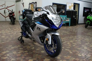 VENTA de Motocicletas Suzuki GSX R600 2026 Nuevas Deportivas con Garantía - Product Image 3