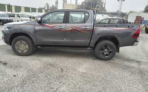 Voitures d'occasion Premium 2022 2023 2024, TOYOTA HILUX DOUBLE CABINE 4X4 PICKUP REVVO 2023 - Product Image 3