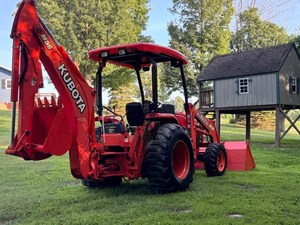 Tracteur à roues M59 60 CV 4x4 à transmission par engrenages, haute productivité, disponible à la vente - Product Image 4