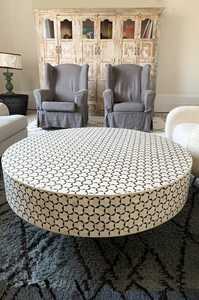 Mesa de Centro de Madera y Incrustaciones de Hueso de Primera Calidad, Hecha a Mano por Artesanos Expertos, Elegante Mueble para Sala de Estar - Product Image 4