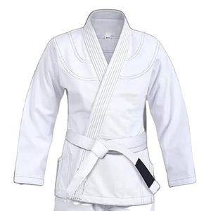 Tenue de judo moderne en tissu de coton premium, combinaison d'entraînement, impression de logo personnalisée et options de tailles sur mesure - Product Image 1