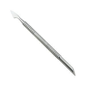 Outil de poussoir de cuticule d'ongle de dissolvant de cuticule de double extrémité d'acier inoxydable pour l'utilisation de nettoyage de pédicure de manucure sur des doigts - Product Image 2