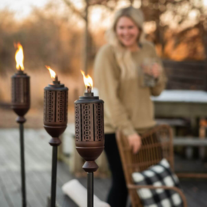 Lot de deux torches d'extérieur en bronze, lampes décoratives à flamme de jardin, design traditionnel. Disponible aux prix de gros. - Product Image 3