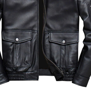 Chaqueta Bomber de cuero negro Premium con cuello de piel suave y bolsillos delanteros diseñados para la comodidad de estilo clásico y el calor del invierno - Product Image 6