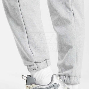 Pantalón de chándal para mujer con piernas cónicas y cintura elástica para Cozy Vibes Pantalón de chándal para mujer - Product Image 5