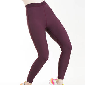 Nouveauté tendance : Leggings de yoga et hauts de sport pour femme – Qualité supérieure, taille élastique - Product Image 5