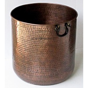 Small Hammered Texture Copper Antique Finished Superior Quality Metal Round Shape Planter With Black Color Strong Handles <b>Supply</b> - Product Image 1