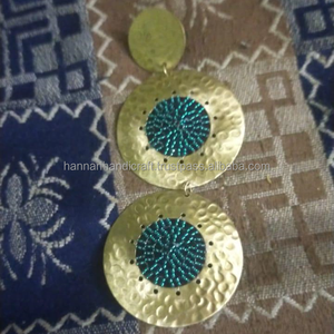 Boucles d'oreilles bohèmes faites à la main en perles de rocaille plaquées or, dernier design, perles pendantes, pour les fêtes, cadeau pour femmes pour les mariages - Product Image 6