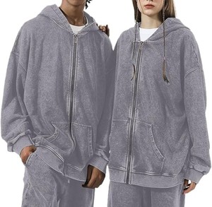 Sudadera con Capucha de Algodón Grueso con Lavado Ácido y un Desgaste Vintage Clásico, Diseñada para Comodidad Casual y Moda Urbana - Product Image 3