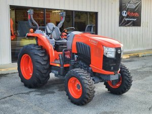 รถแทรกเตอร์อเนกประสงค์ขนาดเล็ก Kubota L3560 มือสอง พร้อมที่ตักด้านหน้า LA805 37 แรงม้า - Product Image 5