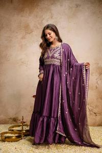 ชุดเดรสปักลายหรูหราพรีเมียม แขนยาว ขนาด 53 54 นิ้ว ผ้าคลุมไหล่ยาว 7 เมตร พร้อมผ้าปักลายประยุกต์แบบดั้งเดิมสำหรับผู้หญิง - Product Image 5