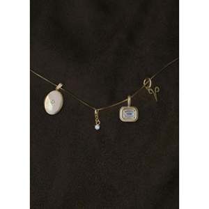 Pendentif et breloque en diamant taille émeraude Margot - Product Image 4