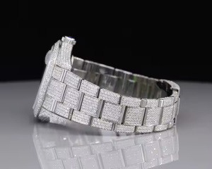 Reloj de Moissanite personalizado de lujo Iced Out Moissanite Diamond Busto automático Abajo Hip Hop Joyería Reloj de pulsera para hombres y mujeres - Product Image 3