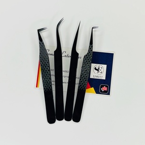 Pinzas de Extensión de Pestañas Somofy Enterprises de Acero Inoxidable con Punta de Fibra Suave de 10 mm, Agarre de Diamante, Color Negro Plasma, Precisión Rusa - Product Image 1