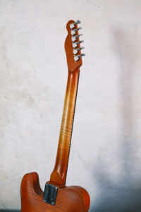 Guitare <span class=keywords><strong>Telecaster</strong></span> artisanale à corps creux, table en érable massif sculptée, dos et ailes en érable flammé, touche en ébène, 6 cordes - Product Image 6