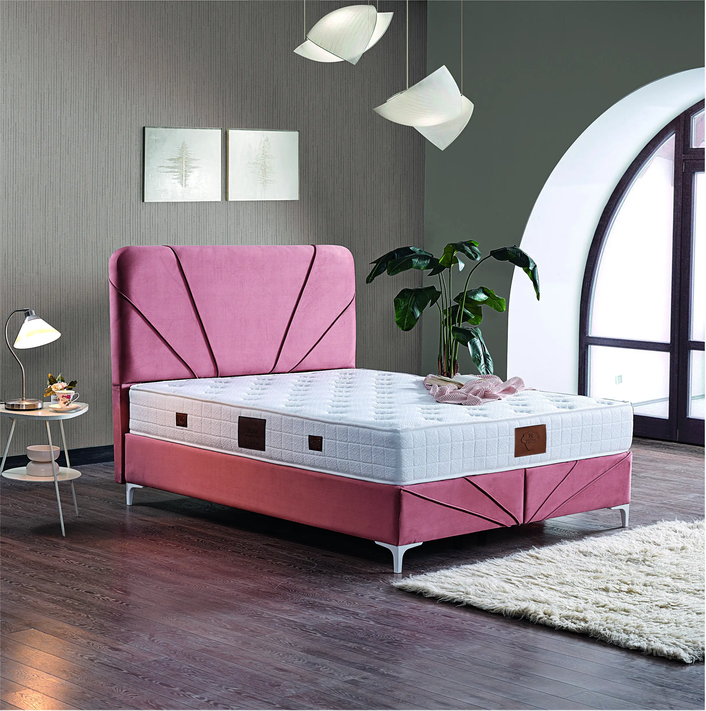 Les meubles Natra vous offrent les plus beaux types de meubles les plus beaux et les plus luxueux le lit de couchage avec le baza