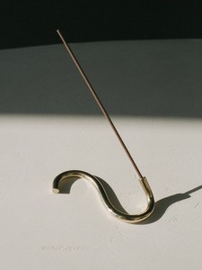 Good Selling Brass Dhoop Holder With Wooden Handle Indian Traditional Dhoop <b>Cones</b> or Resin <b>Incense</b> <b>Incense</b> Stick Brass Agardan - Product Image 2