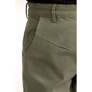 Pantalones Chinos Aviator Color Caqui, 100% Algodón, MN-TRC-SS25-017, Estilo Formal, Corte Recto, Logotipo Personalizable, Decoración con Cremallera, Coloridos - Product Image 1
