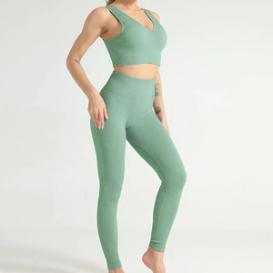 Conjunto de Yoga de alta calidad para mujer, secado rápido, duradero, transpirable, ligero, Color sólido, cierre de cintura elástica, logotipo frontal de la mejor calidad - Product Image 2