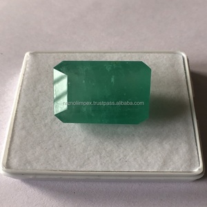 Esmeralda Natural de Calidad AAA, Certificada por IGI, Corte Esmeralda Verde con Brillo Excelente, Pulido Perfecto, 20-30 mm, 52.08 Quilates para Joyería - Product Image 3