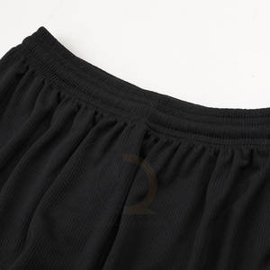 Conjuntos de gran tamaño de uniformes de fútbol personalizados de alta calidad en material duradero - Product Image 5