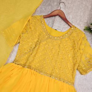 Robe Anarkali de style Bollywood de luxe beau tissu Georgette et broderie pour vêtements de mariée et de fête pour femmes - Product Image 3