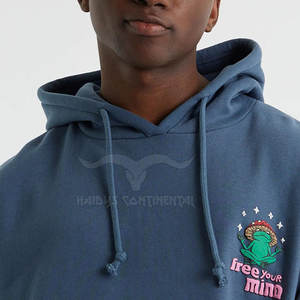 Sudaderas con capucha ligeras de alta calidad con estampado de soplo para hombres Diseño personalizado Algodón Poliéster Patrón sólido Cuello con capucha - Product Image 3