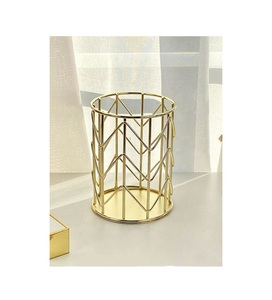 Porte-couverts exclusif en métal poli doré de qualité porte-couverts au design attrayant pour le rangement des couverts de cuisine - Product Image 6