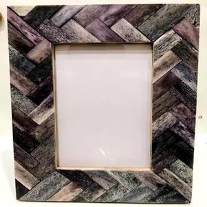 Marco de fotos con incrustaciones de hueso y resina hecho a mano al mejor precio para mostrar fotos preciadas - Product Image 4