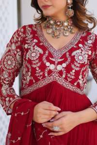 2024 verano cuello en V Pure Bandhej con Fox Georgette trabajo de mujer Casual hasta el suelo vestido lavable Festival Bandhej vestido largo - Product Image 4