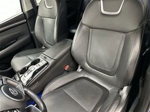 Hyundai Tucson Limited AWD SUV/Crossover 2023, Usado en Excelentes Condiciones y a un Precio Accesible - Product Image 3
