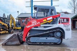 รถตักล้อยาง Takeuchi TL8 แบบตีนตะขาบ 2 สปีด ระบบไฮโฟลว์ - Product Image 4