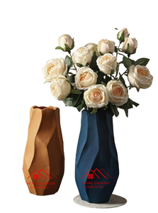 Vajilla de alta calidad Florero Uso de artículos de hotel Aluminio fundido Diseño personalizado Juego de 2 floreros abstractos de doble tono - Product Image 6