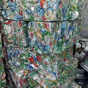 Chatarra de Aluminio Blanco de Alta Calidad, 99.9% Plata Pura (Latas de Bebidas Usadas) para Uso en la Industria Tecnológica, Precio Competitivo - Product Image 2